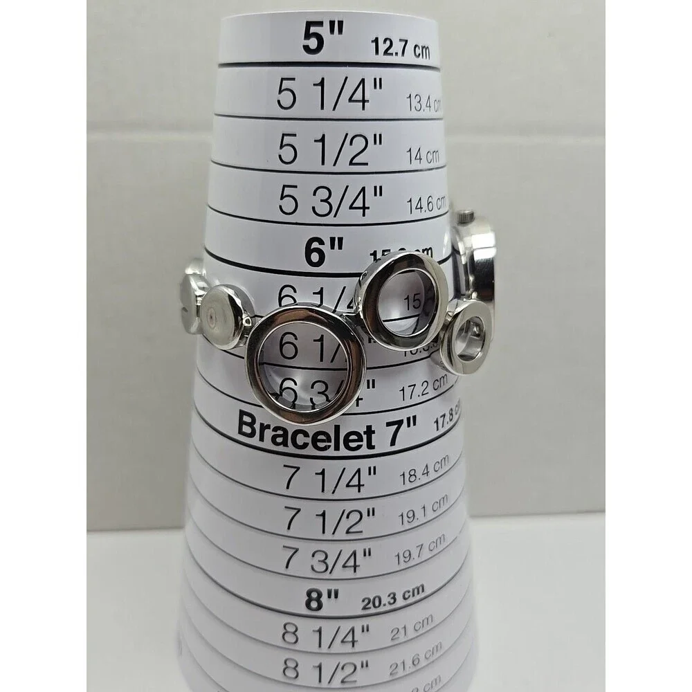 Fossil F2 ES1622 Womens Silver Circle Link Black Dial Watch Quartz New Battery